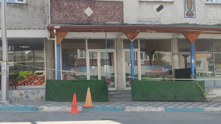 Kocaeli'de iki kardeş kavga etti, onları ayırmak isteyen işletmeci canından oldu