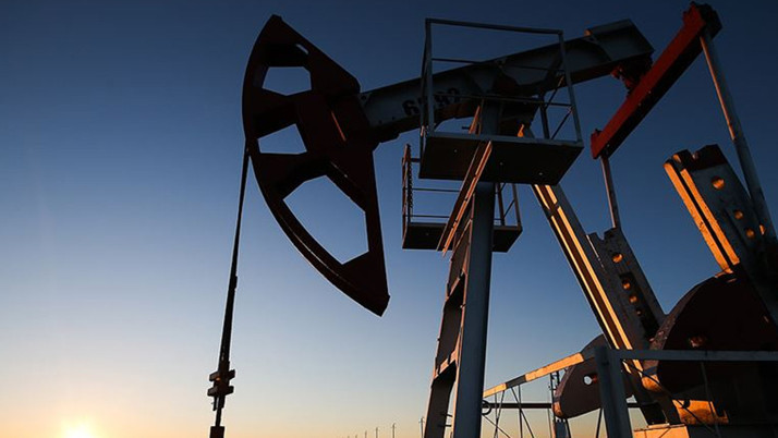 İsrail İran'a saldırdı! Petrol fiyatları resmen uçuşa geçti