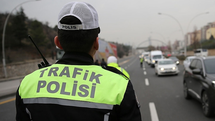 İstanbullular dikkat! Bazı yollar miting nedeniyle trafiğe kapatılacak