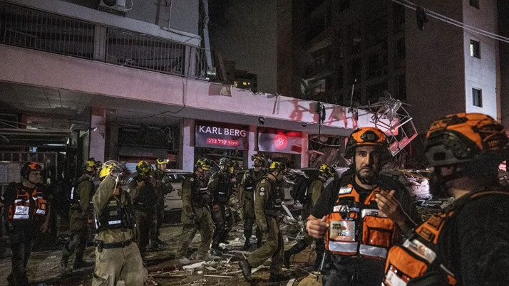 İran, İsrail televizyonlarına "tahliye" uyarısı yaptı