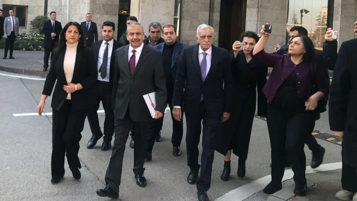 Sırrı Süreyya Önder'in yerine gelen isim belli oldu! İmralı Heyeti'ne yeni üye