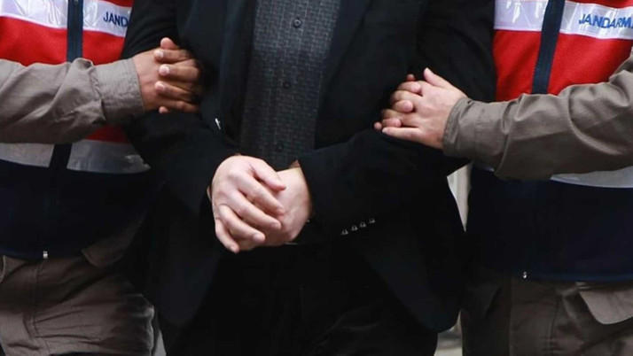 İlkokul müdür yardımcısının evinde uyuşturucu bulundu