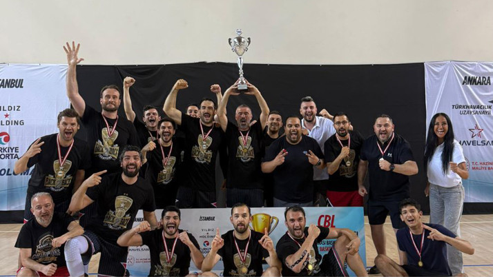 Yıldız Holding Basketbol Takımı Kurumlararası Basketbol Ligi'nde şampiyon oldu