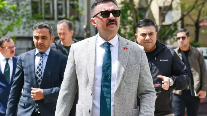 Merkeze çekilen eski Tunceli Valisi Bülent Tekbıyıkoğlu'ndan dikkat çeken paylaşım