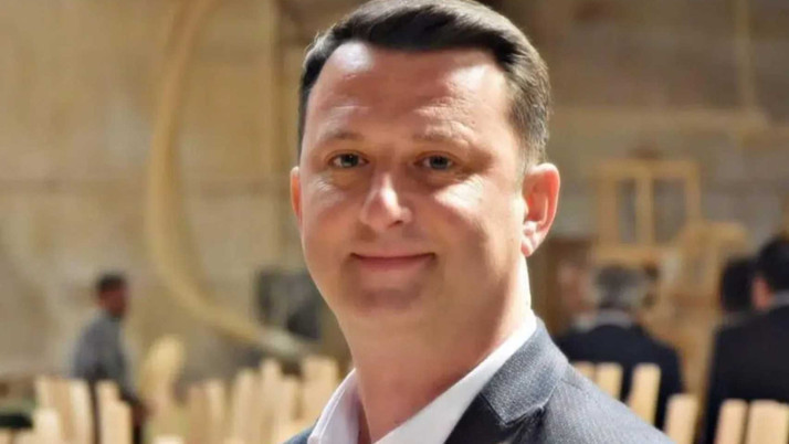 Ekrem Kayserili Akhisar Belediye Başkanı seçildi