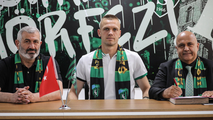 Kocaelispor'dan kaleci transferi: Jovanovic ile 2 yıllık sözleşme imzalandı