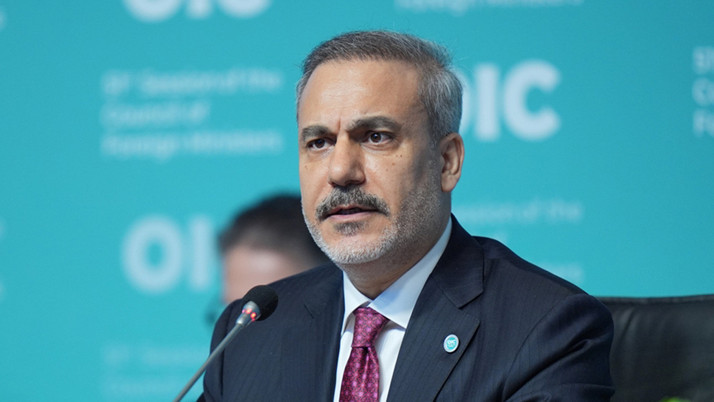 Dışişleri Bakanı Hakan Fidan: İsrail komşumuz İran'a saldırarak bölgeyi felakete sürüklüyor