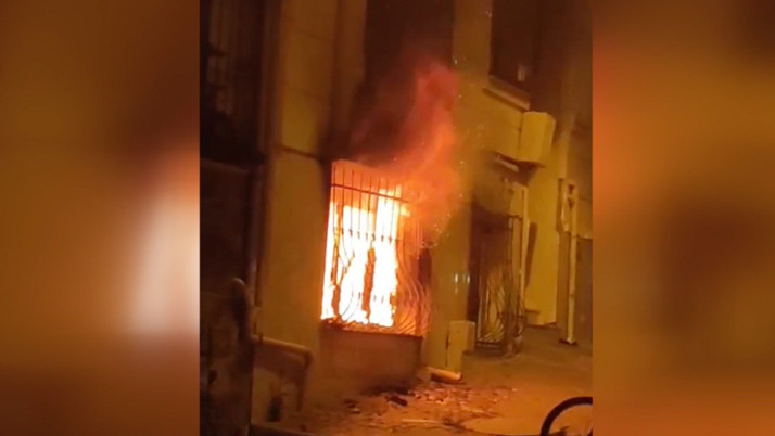 Esenyurt'ta 5 katlı binada yangın dehşeti