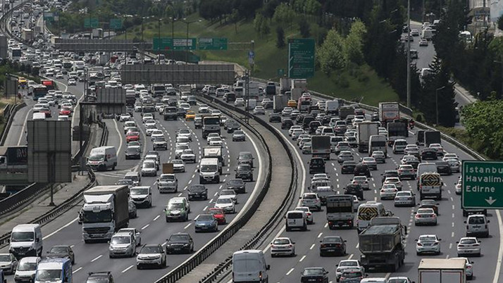 Bakan Yerlikaya duyurdu! Yılbaşından itibaren havadan denetimlerde 85 bin 842 sürücüye işlem yapıldı