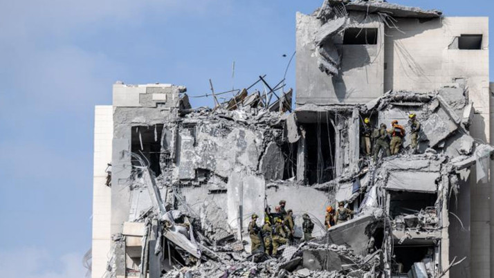 İsrail, İran'ın misilleme saldırılarında bir askerinin öldüğünü duyurdu