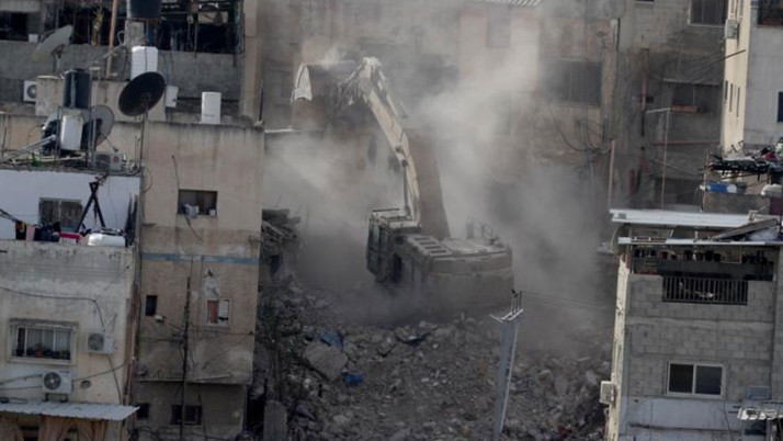 İsrail, Batı Şeria'daki Tulkerim Mülteci Kampında iki haftada 50 bina yıktı