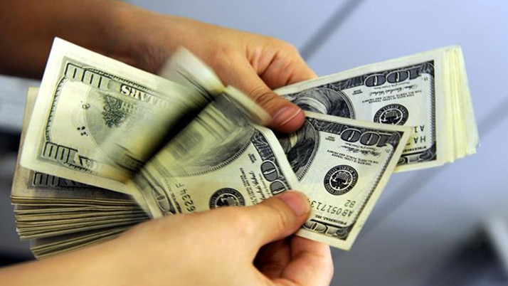 Dolar ve Euro'da günün ilk alış-satış rakamları