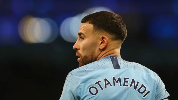 Benfica, 37 yaşındaki kaptanı Otamendi'nin sözleşmesini 1 yıl uzattı