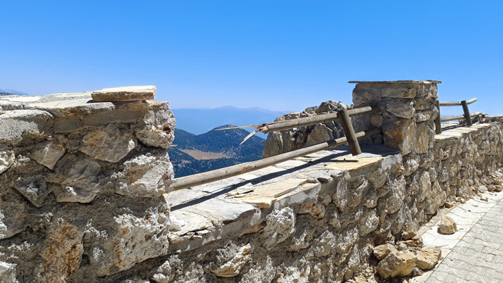 Fethiye'de İsviçreli yamaç paraşütçüsü yola düşüp öldü