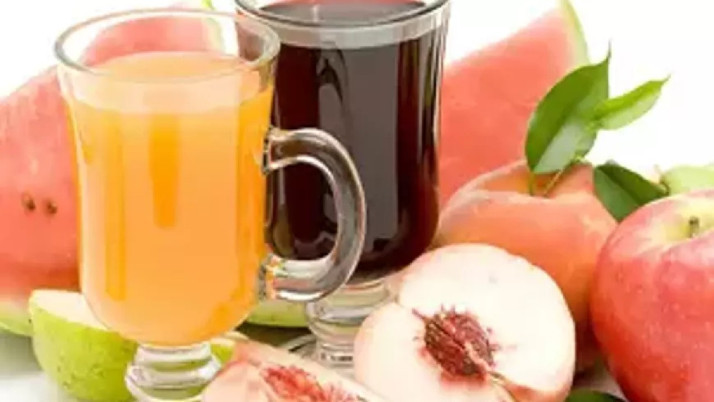 Serinlettiğini düşünüyorsunuz ama... Sıcak havalarda gazlı içecek tüketmek susuzluğu artırıyor!