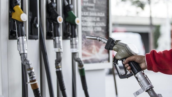 İflasın eşiğine geldi! Türk akaryakıt devi hisselerini sattı