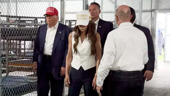 ABD Başkanı Trump'tan herkesin içinde Joe Biden'a ağır küfür