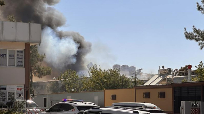 Gaziantep'te halı fabrikasında yangın