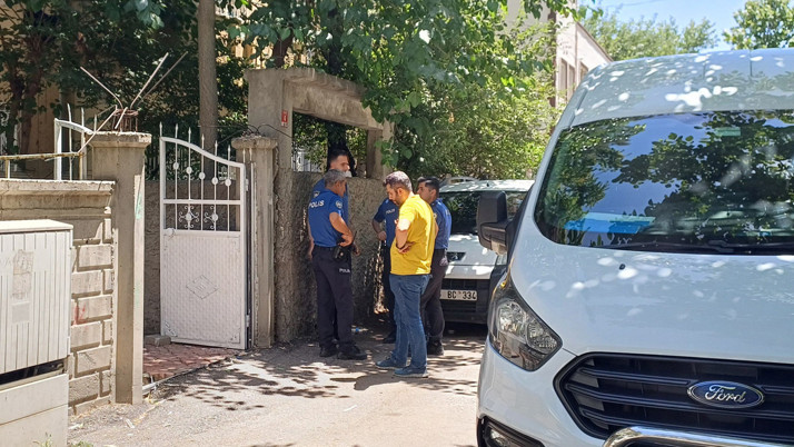 Batman'da eşini ve iki çocuğunu bıçaklayan kişi cami tuvaletinde yakalandı