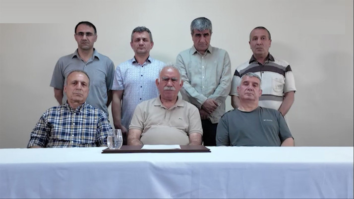 DEM Parti İmralı heyeti, Öcalan ile görüşmek üzere yola çıktı