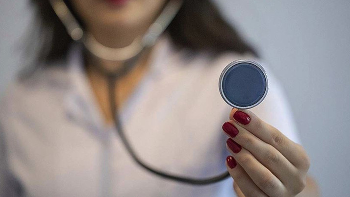 Gizli çekim skandalı! Kadın doktor duş alırken sapığı fark etti, sapığın kimliği şaşırttı