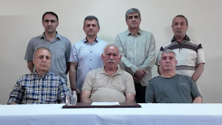 Bu ilk kez oluyor Abdullah Öcalan videosu geldi! İmralı'da çekildi bugün yayınlandı