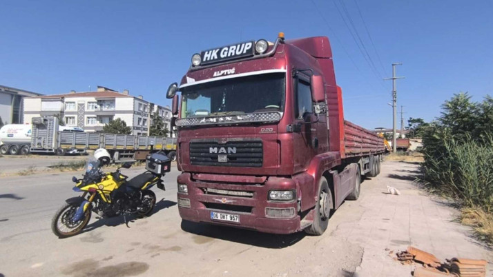 Kırıkkale'de tırın çarptığı yaşlı adam hayatını kaybetti