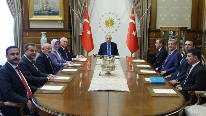 Cumhurbaşkanı Erdoğan, Kamu Başdenetçisi Akarca'yı kabul etti