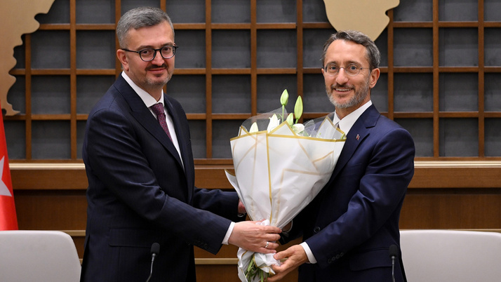 İletişim Başkanlığı'nda devir teslim töreni! Burhanettin Duran görevi Fahrettin Altun'dan devraldı
