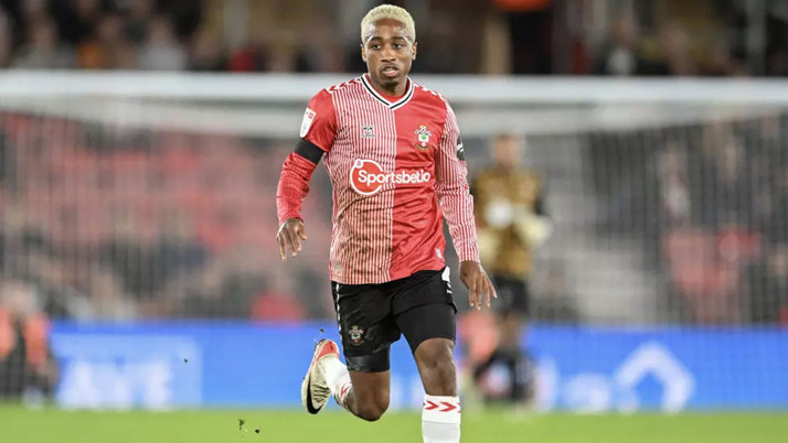 Kyle Walker-Peters Beşiktaş'ta! İstanbul'a geliyor
