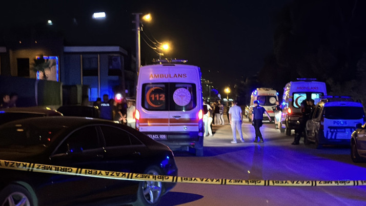 Kocaeli'de amca yeğenlerine kurşun yağdırdı! 2 ölü, 1 yaralı