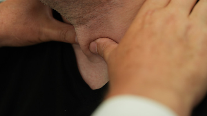 Geçmeyen ağrılarınızın nedeni kalsiyum dengesizliği olabilir!