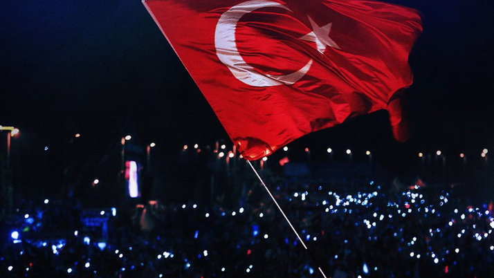 Fenerbahçe'den 15 Temmuz mesajı: 15 Temmuz’da vatan için canlarını feda eden...