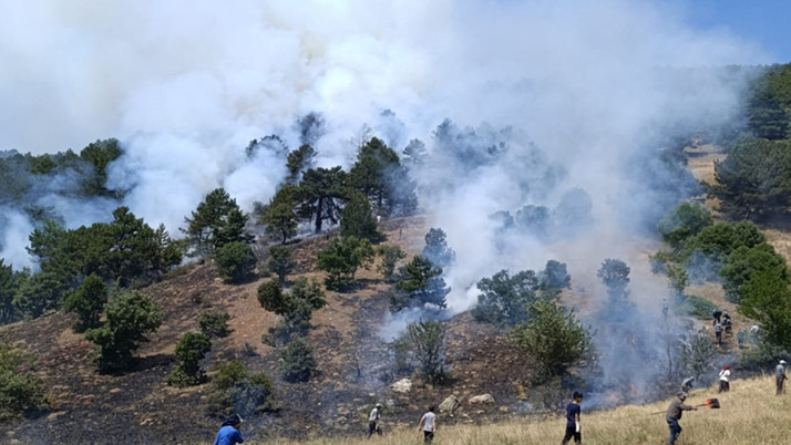Konya'daki yangın sürüyor! 15 yaşındaki şüpheli gözaltında meğer...