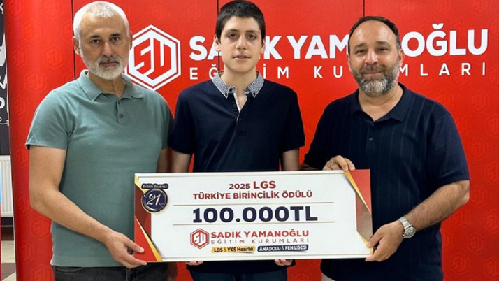 LGS birincisinden örnek hareket! 100 bin liralık başarı ödülünü Yetim Vakfına bağışladı...
