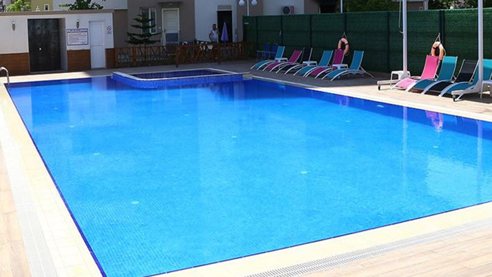 "Tesettürlü mayoya kimse karışamaz" uyarısı