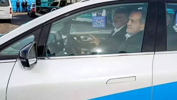 İran Cumhurbaşkanı Pezeşkiyan'ın aracı su katılmış benzin nedeniyle yolda kaldı