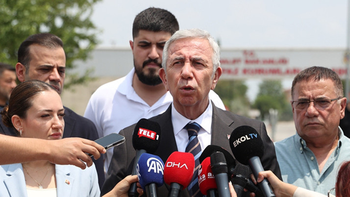 Mansur Yavaş'tan cumhurbaşkanı adaylığı açıklaması: Özgür Bey parlıyor artık olur ben olurum