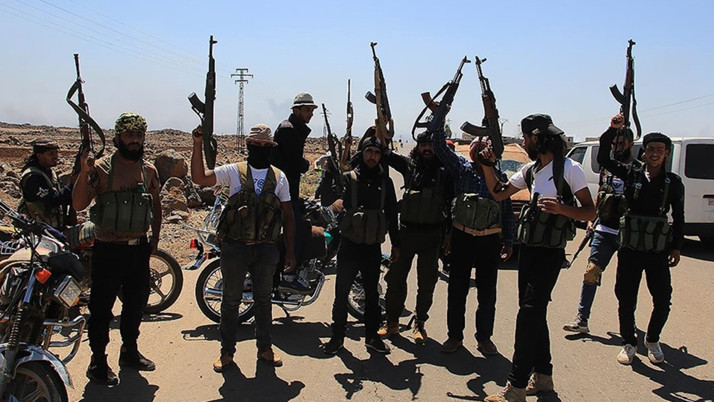 Suriye'nin güneyindeki Süveyda ilinde çatışmalar şiddetlendi