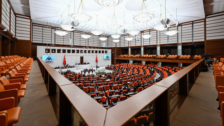 TBMM'de sandalye dağılımı değişti