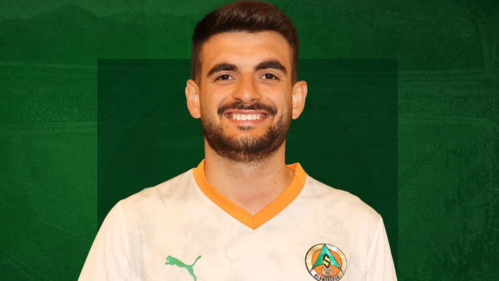Alanyaspor, Fatih Aksoy ile 2 yıllık yeni sözleşme imzaladı