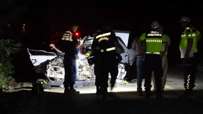 Adana’da trafik kazası: Aynı aileden 3 kişi yaralandı