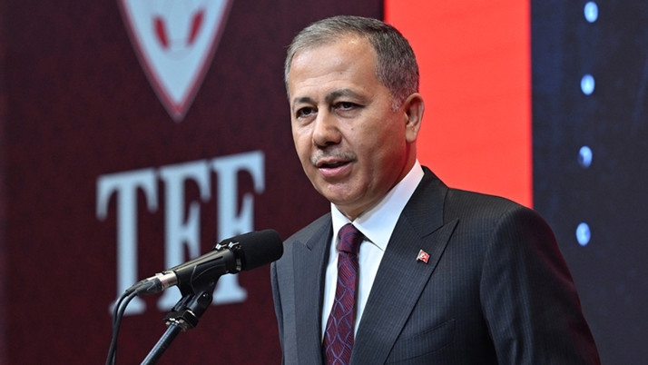 Stadyumlarda yeni dönem! Bakan Yerlikaya 'Valilerime talimat verdim' diyerek duyurdu