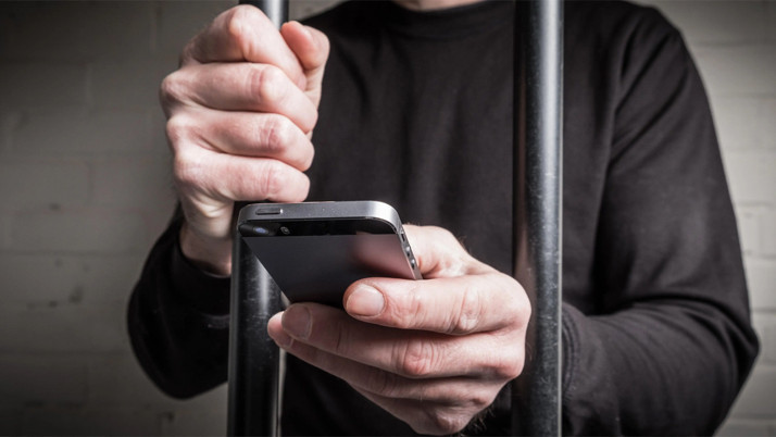 Dolandıcılar 05448877985 - 05441548391 numaradan arıyor küfür ediyorlar