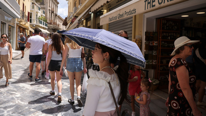 Yunanistan'da aşırı sıcak nedeniyle çalışma saatlerine sınırlama getirildi