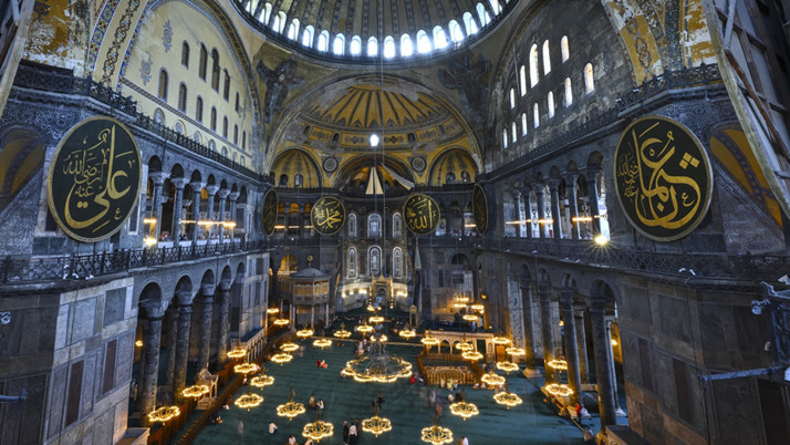 Ayasofya'da yeni uygulama