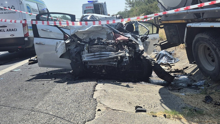 Korkunç kaza! 4 kişi hayatını kaybetti