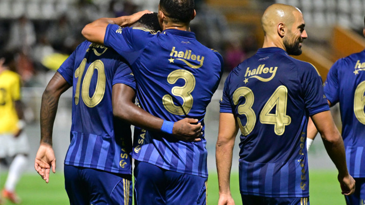 Fenerbahçe, yıldızlar topluluğu Al Ittihad'ı farklı geçti