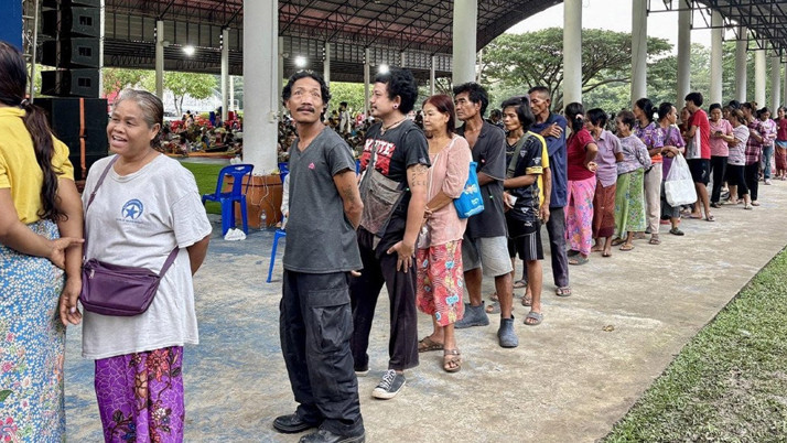 Tayland ve Kamboçya Savaşı 3. gününde: Yaklaşık 180 bin kişi yerinden oldu