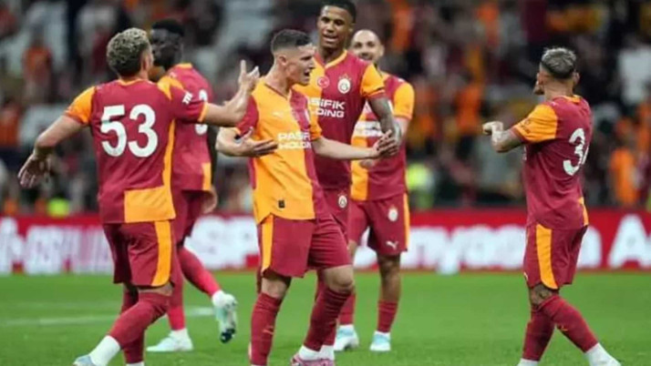 Galatasaray hazırlık maçında Strasbourg’u rahat geçti